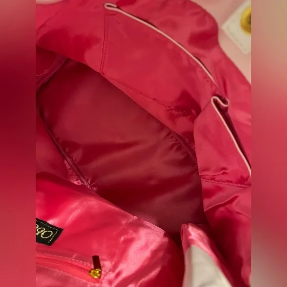 White Vinyl Quilted Fashion Handbag Tote - Picture 7 of 9